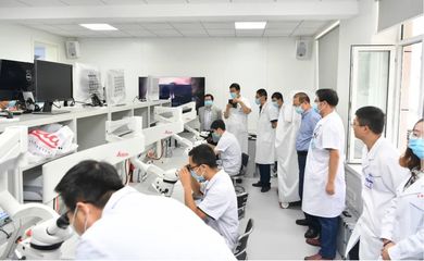 【喜訊】赤峰市醫院首個重點實驗室正式授牌，開啟醫學研究與試驗發展新篇章